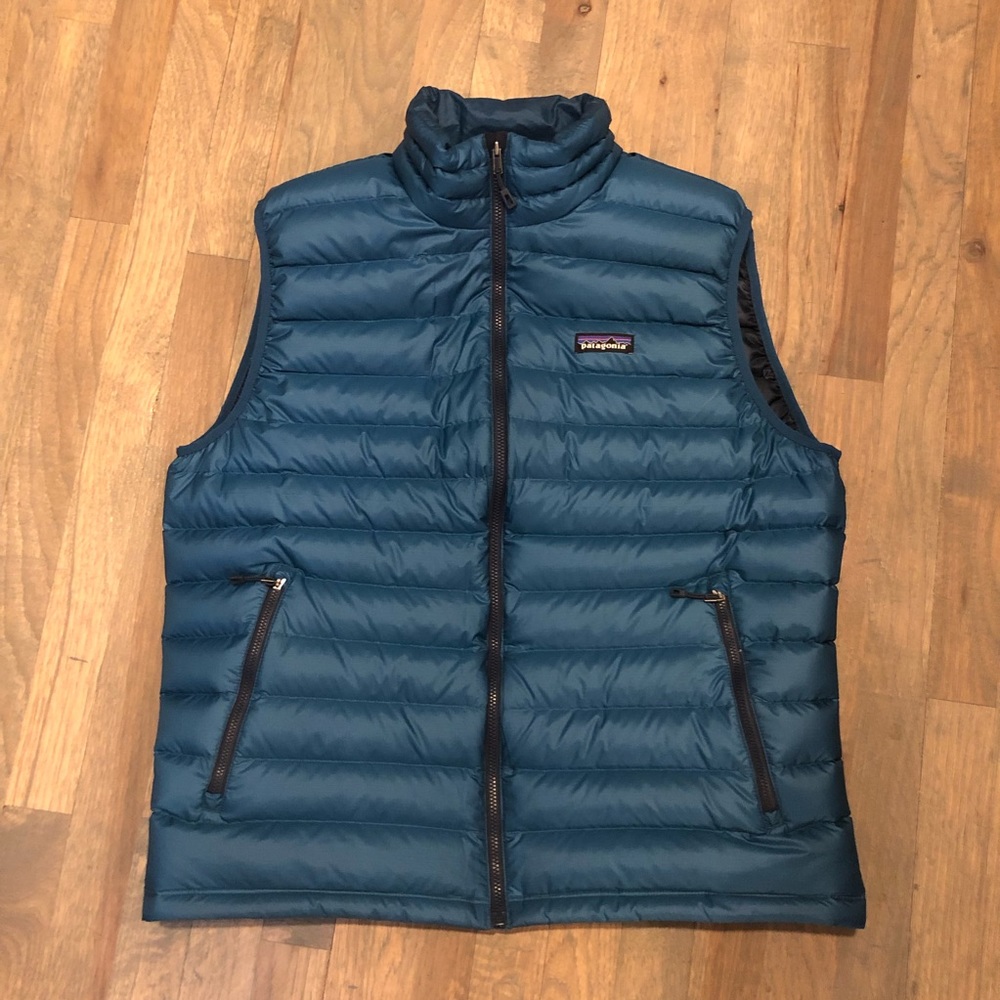 Patagonia Men’s Down Sweater Vest- like new!
